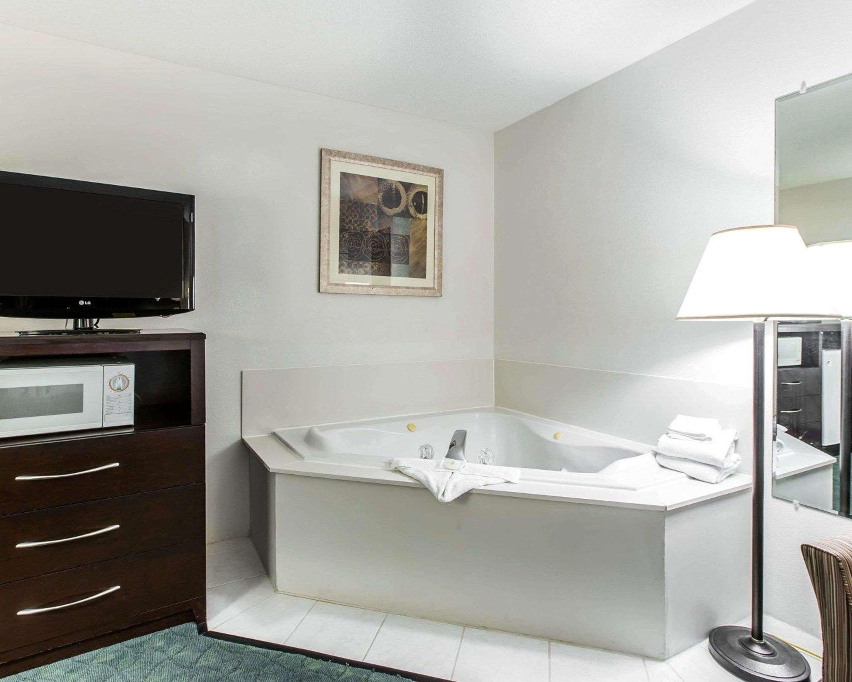 Comfort Inn & Suites - Near Robins Air Force Base Main Gate Warner Robins Eksteriør billede